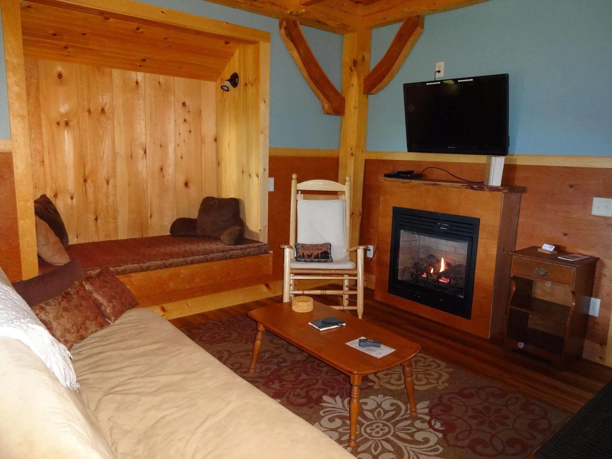 Robert Frost Mountain Cabins Мидлбери Экстерьер фото