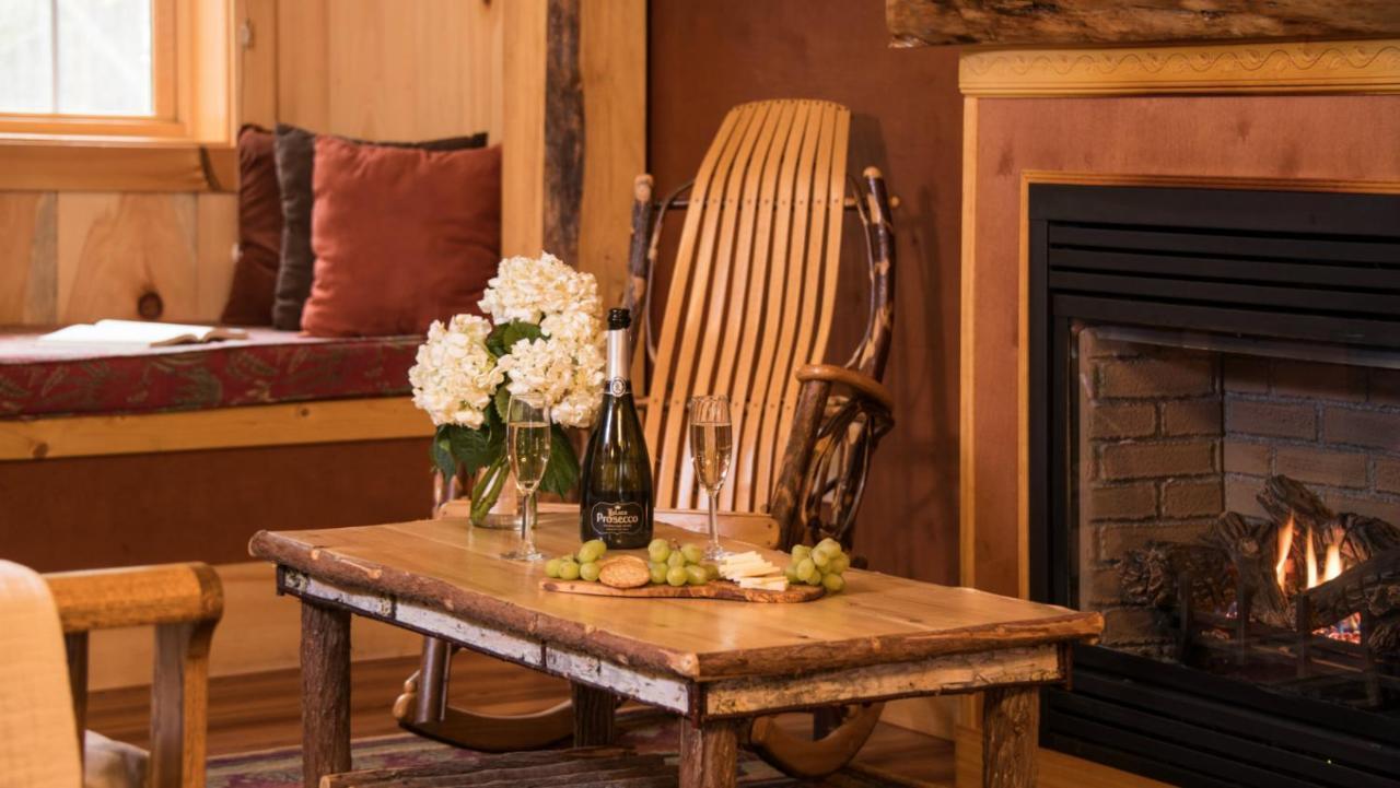 Robert Frost Mountain Cabins Мидлбери Экстерьер фото